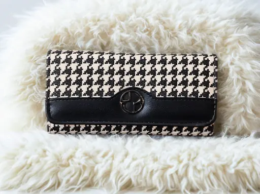 TagInstyle Cheqered Royal Wallet - Black